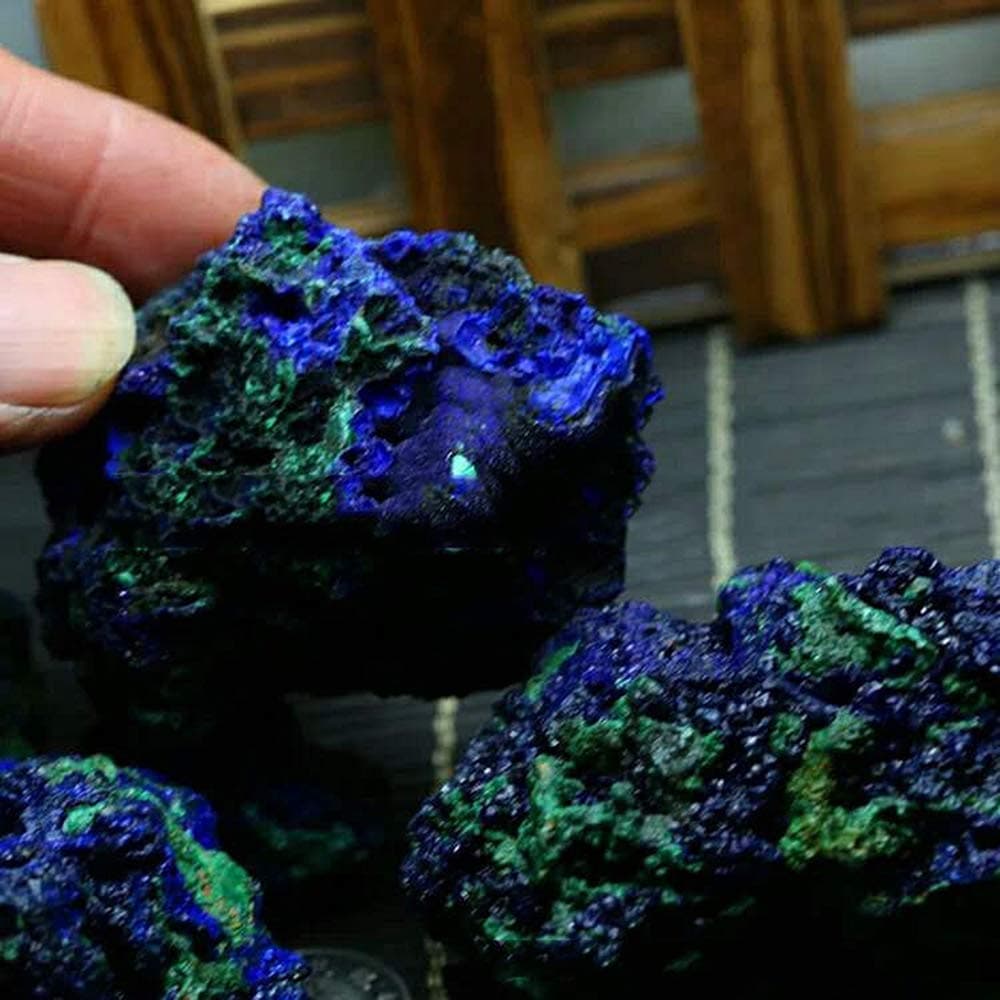 Natural Azurite Malachite Crystal Mineral Specimen Reiki Stone Crystal Home Decoration Desktop Flowerpots, Fish Tank, 1-2cm