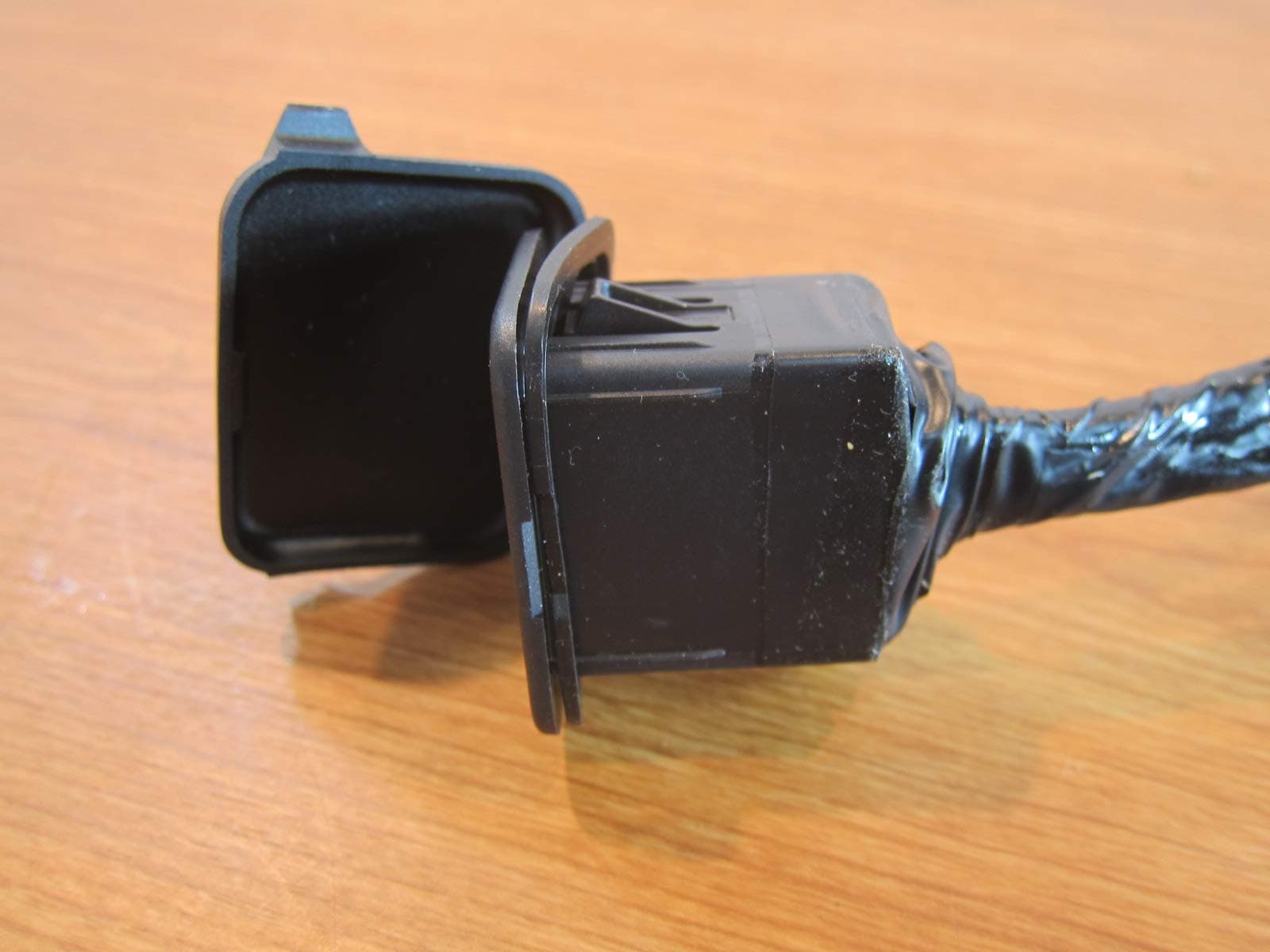 Mopar 2011-2020 Dodge Charger USB Auxilary Port Cable New OEM