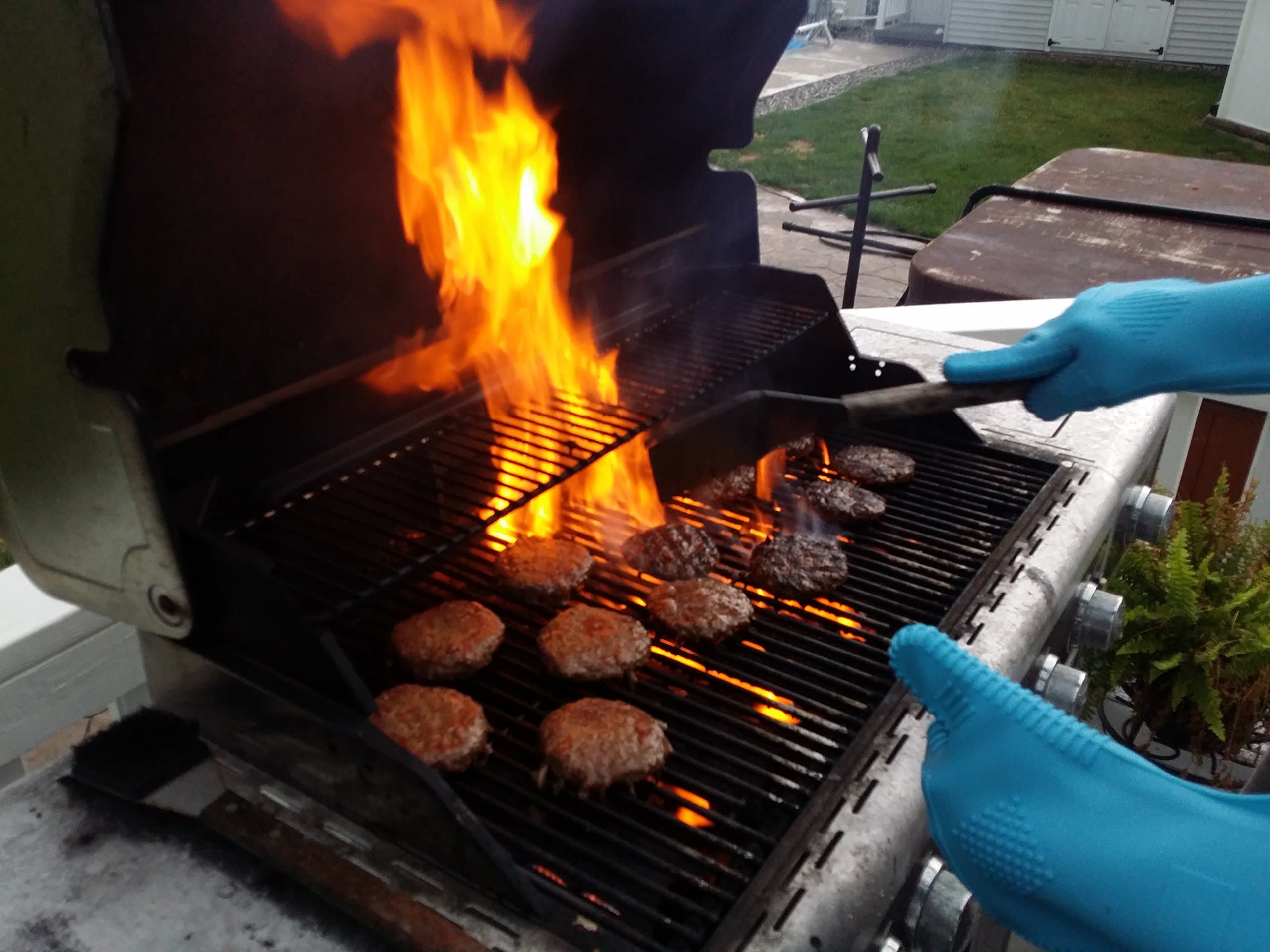 XL SIZE BBQ,Smoker,Grilling,Oven,Cooking Gloves #1 Value Heat Resistant Silicone Barbecue Gloves for XL Hands – Great Gift + 2 FREE BONUSES: Matching Solid Basting Brush + Grilling eGuide (BlueXL)